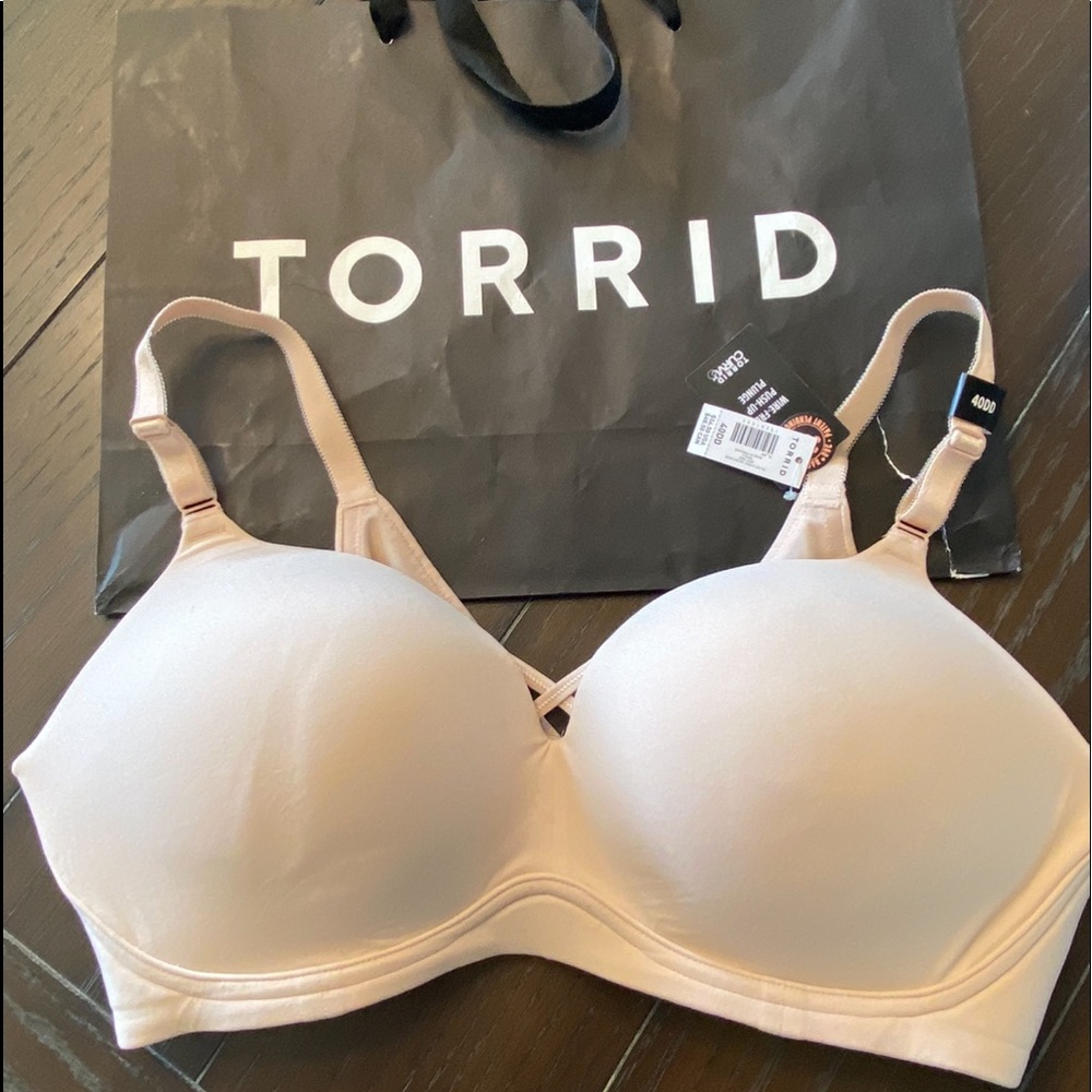 Torrid 40 DD bra
